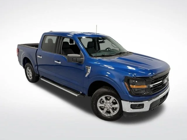 Used 2025 Blue Ford XLT image 29