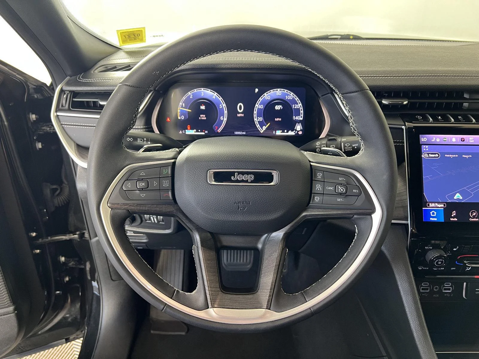 Used 2025 Bk Jeep Limited image 8