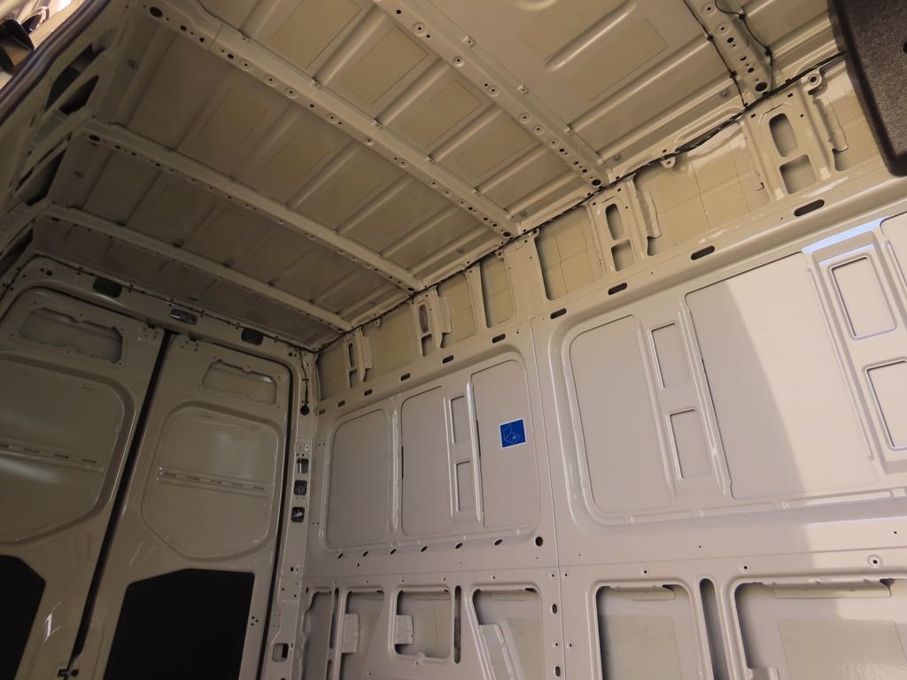 New 2026  Mercedes-Benz Cargo 144 WB image 28