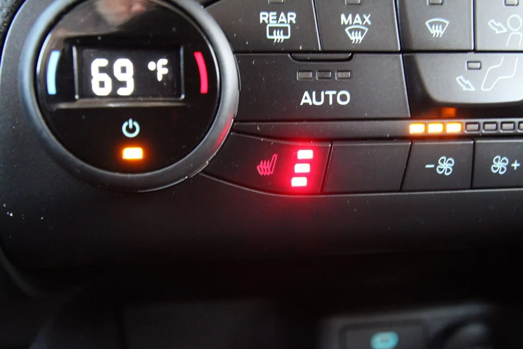 Used 2021  Ford Outer Banks image 12