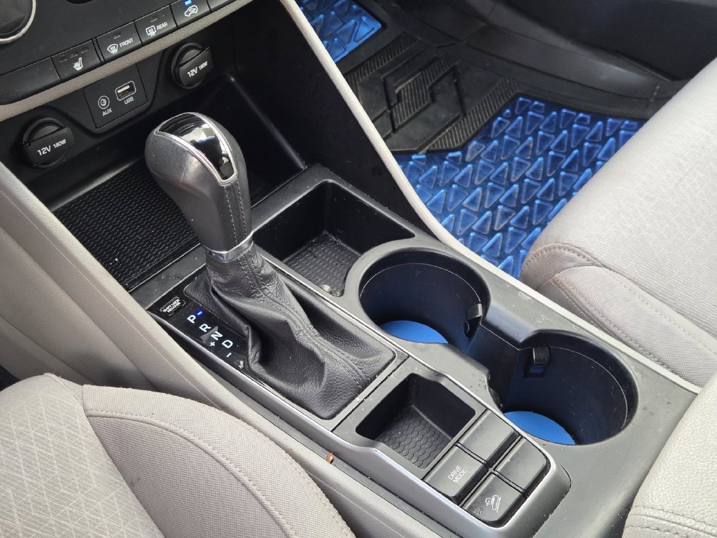 Used 2016 Gray Hyundai Sport image 30