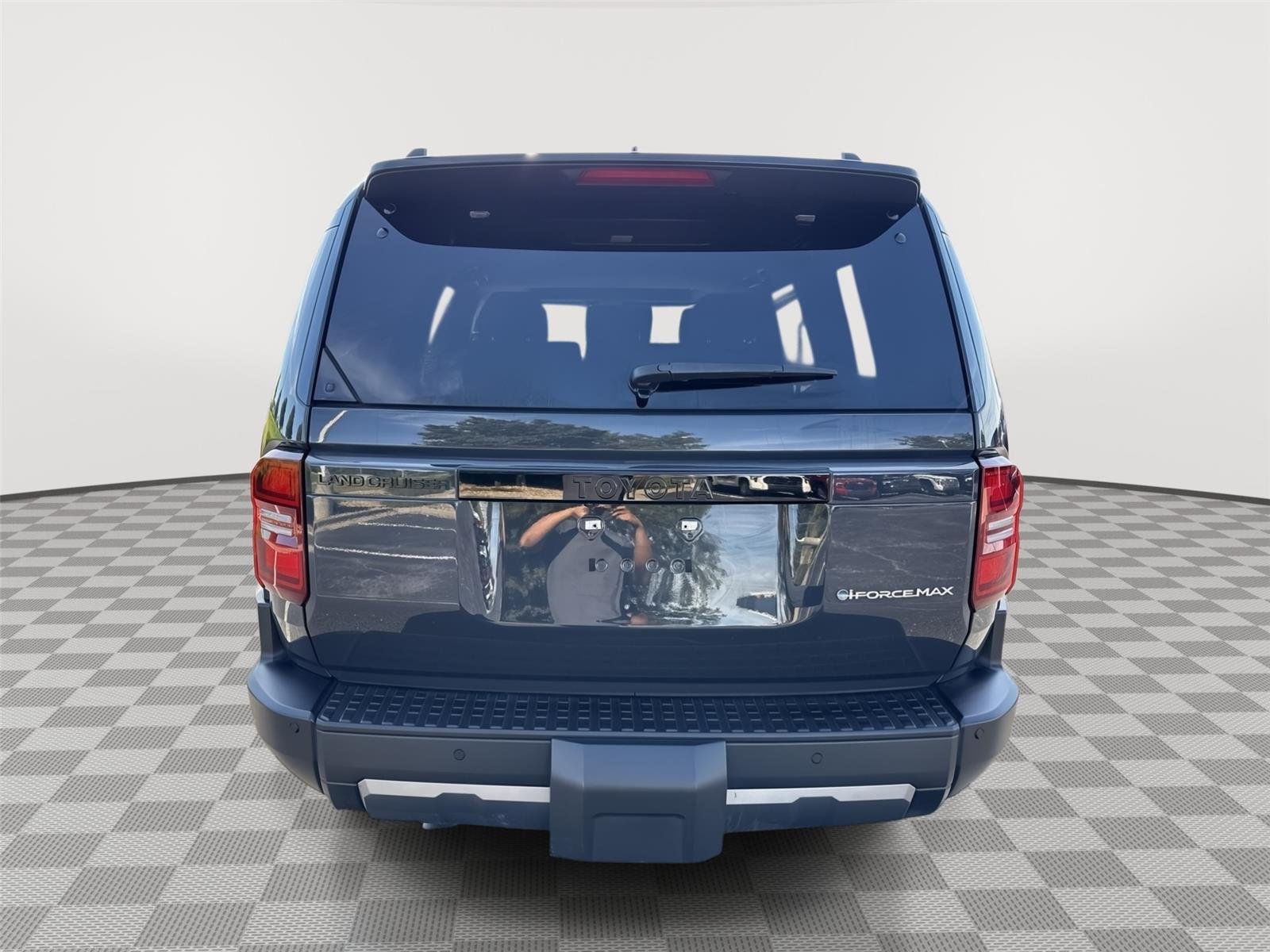Used 2025 Underground Toyota Base image 11