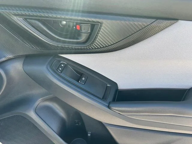 Used 2018 White Subaru 2.0i Premium image 22