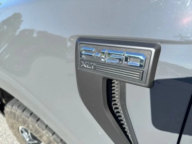 Used 2021 Gray Ford XLT image 14