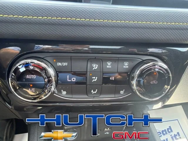 New 2026 Iridescent Pearl Tricoat Chevrolet ACTIV image 38