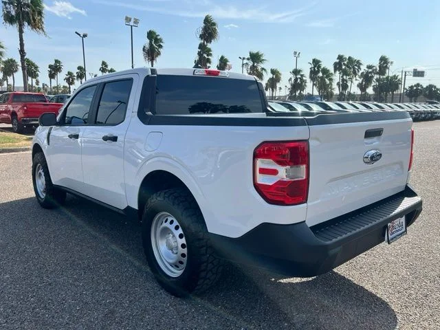 Used 2024 White Ford XL image 5