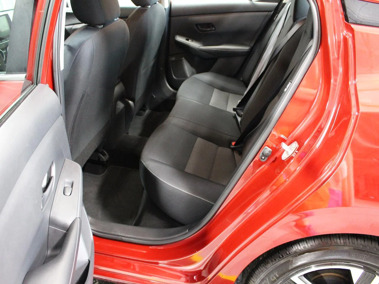2024 Nissan Sentra SV - Photo 27
