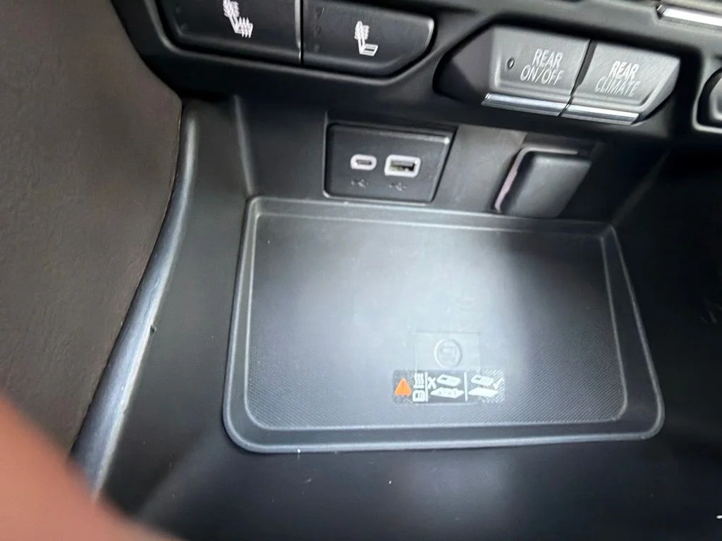 Used 2024 White Chevrolet LT image 26