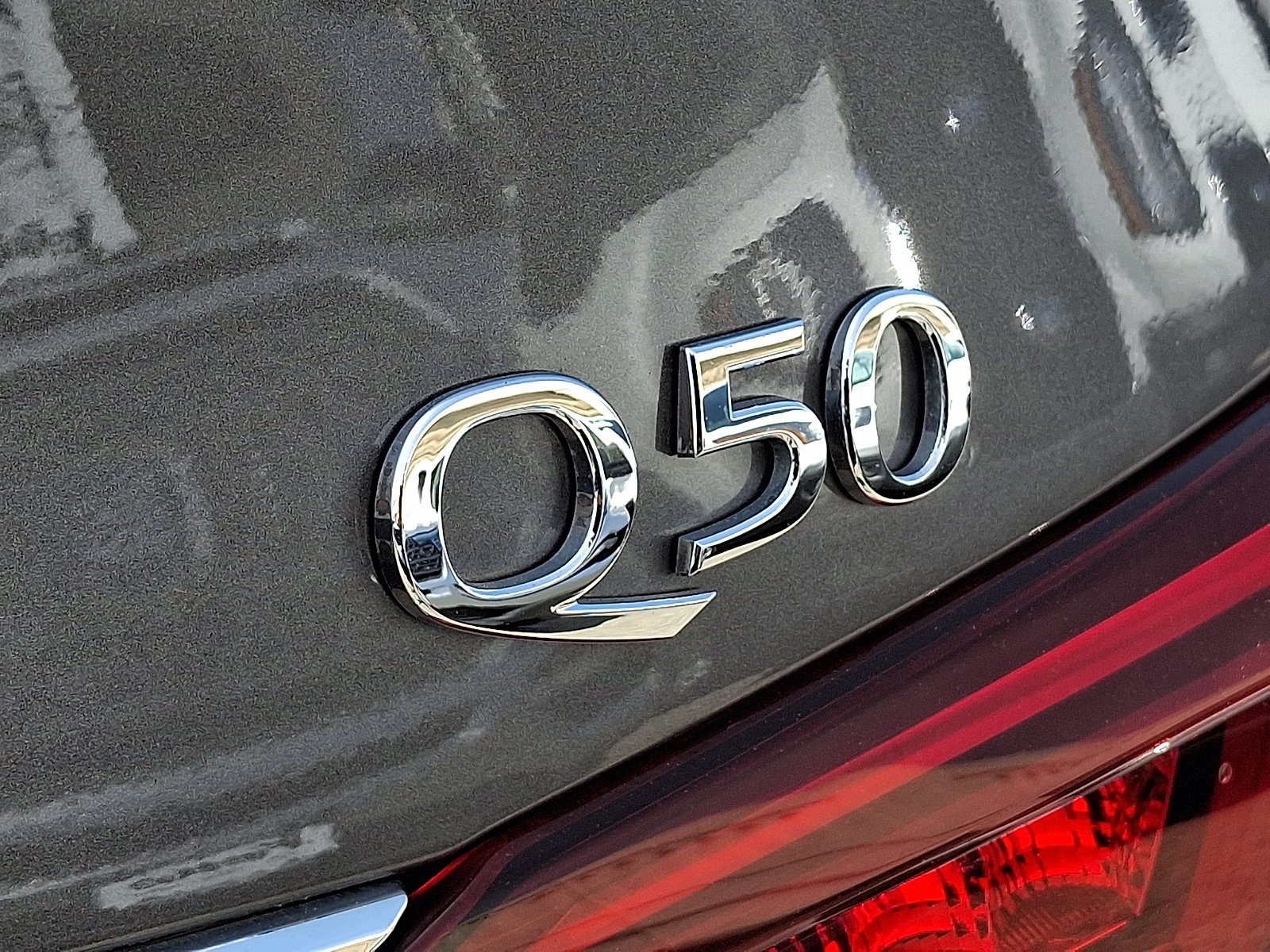 Certified Used 2023 Graphite Shadow - KAD INFINITI LUXE AWD image 29