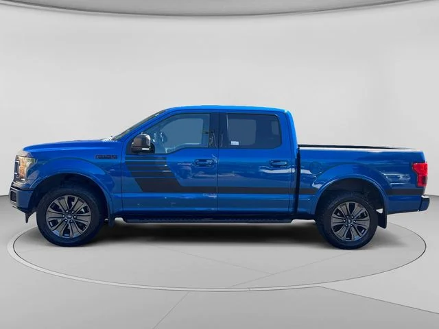 Used 2018 Lightning Blue Ford XLT image 2