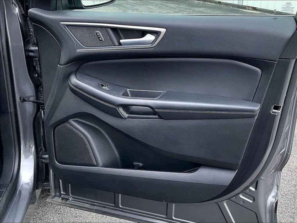 Used 2024 Gray Metallic Ford SEL image 12