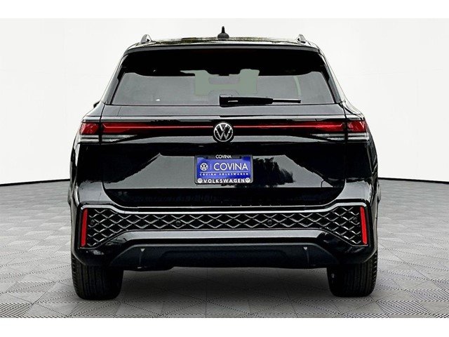 New 2026 Deep Black Pearl Volkswagen 2.0T SE R-Line Black image 5