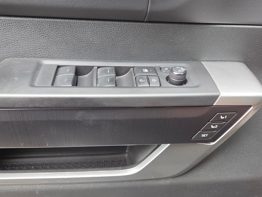 Used 2024 Black Toyota Platinum image 27
