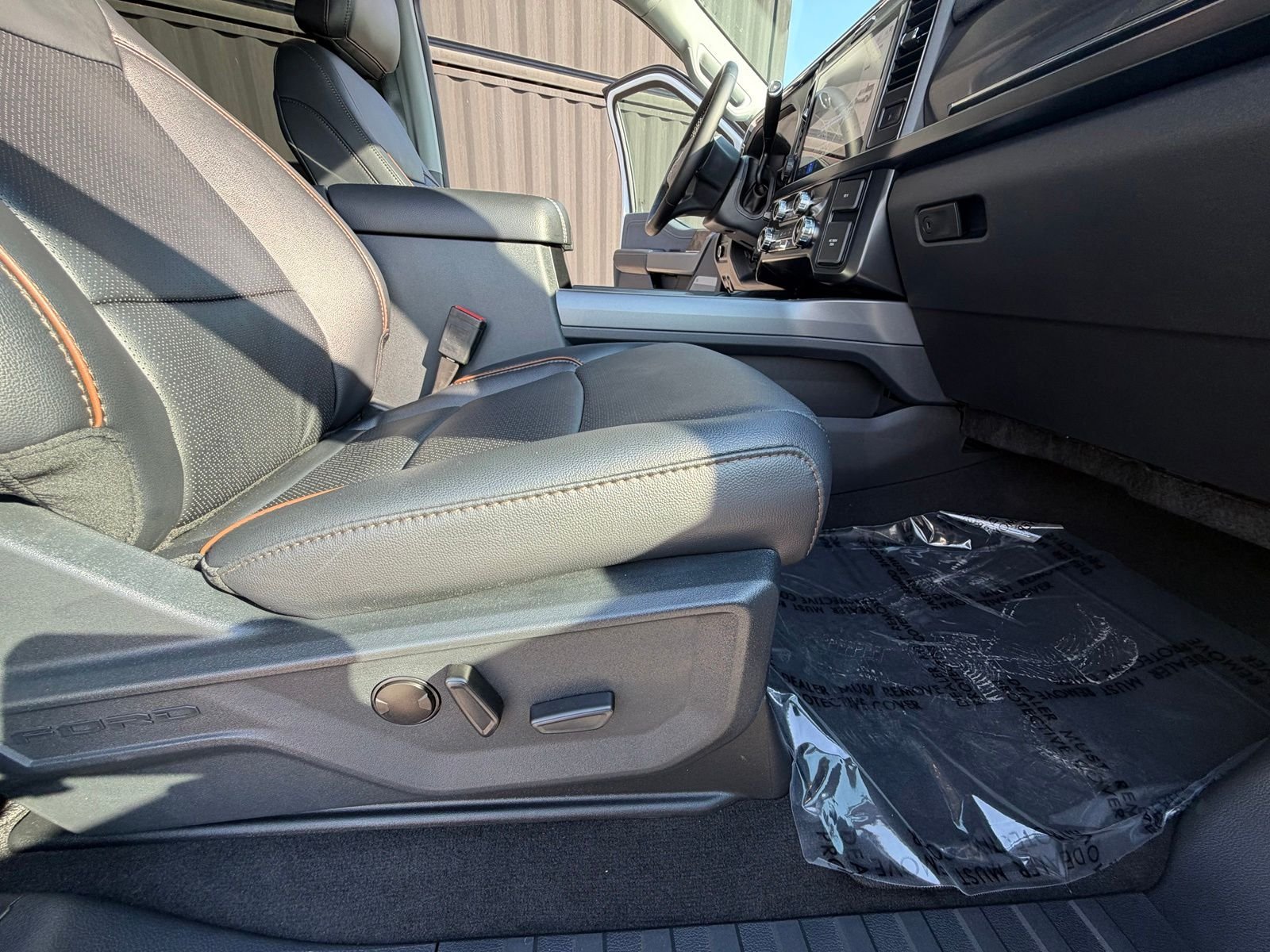 2026 Ford F-350 Super Duty Lariat - Photo 31