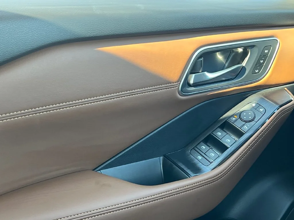New 2026 White Nissan Platinum image 26