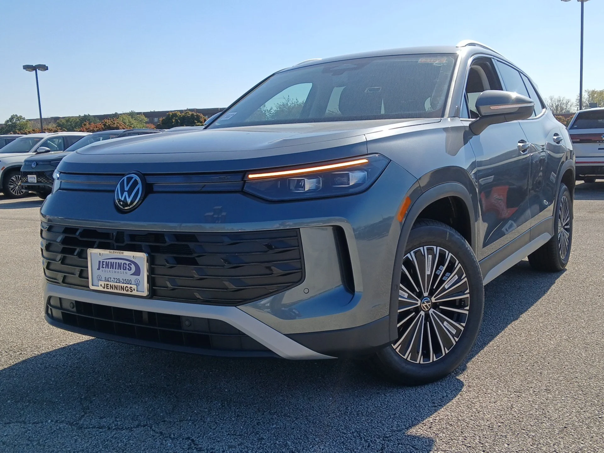 New 2026 Platinum Gray Metallic Volkswagen S image 28