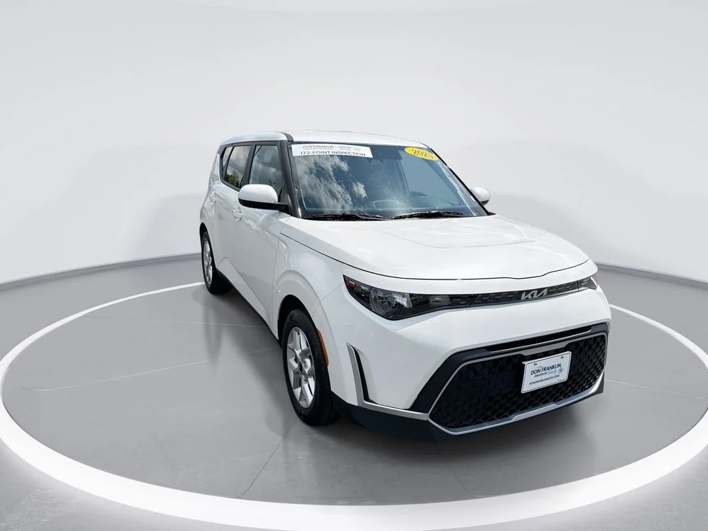 Used 2025 White Kia LX image 2