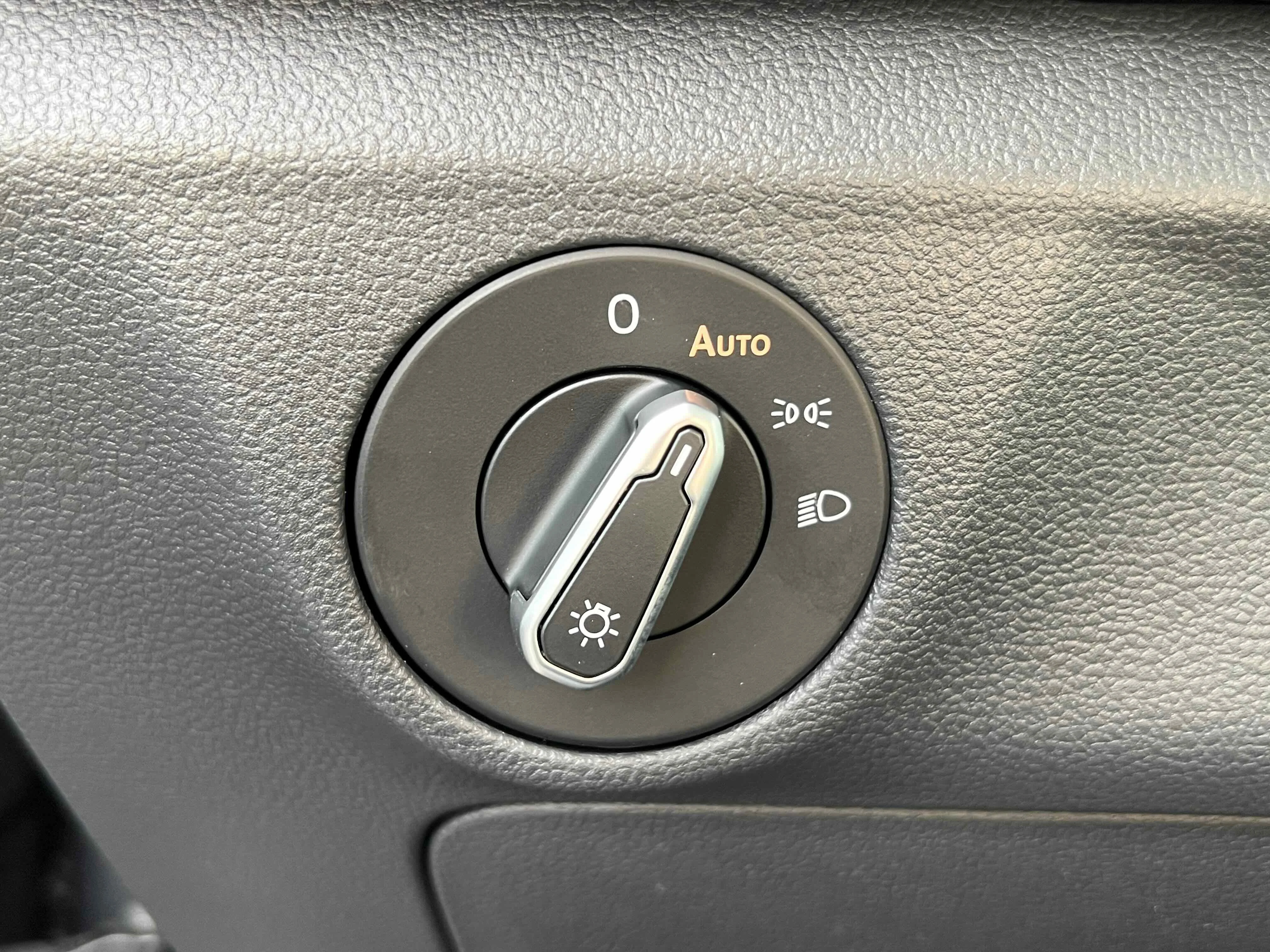 New 2026 Platinum Gray Volkswagen Sport image 31