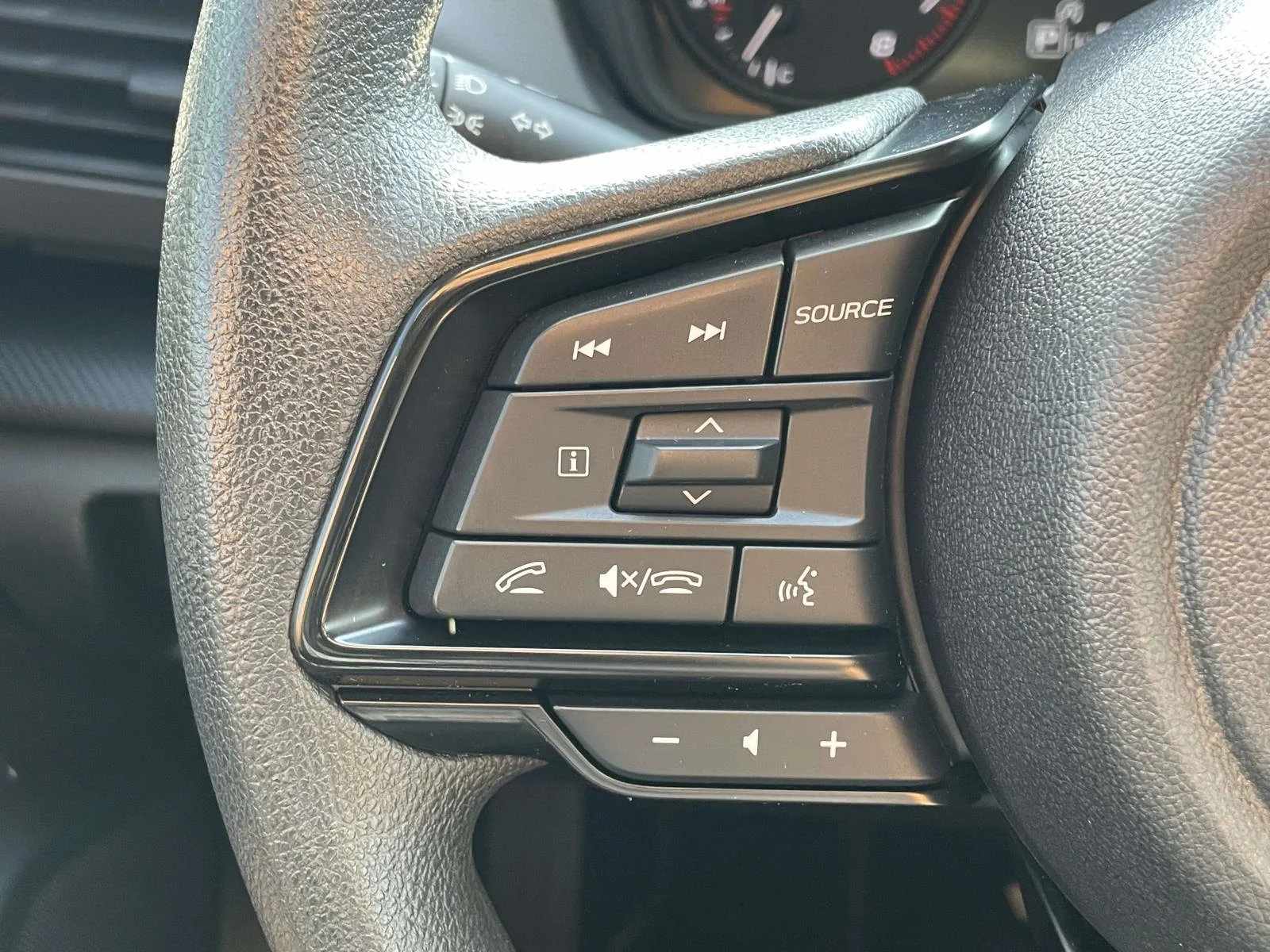Used 2025 Ice Silver Metallic Subaru Base image 9