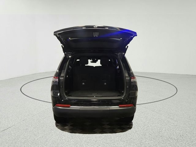 Used 2025 Black Jeep Laredo image 19