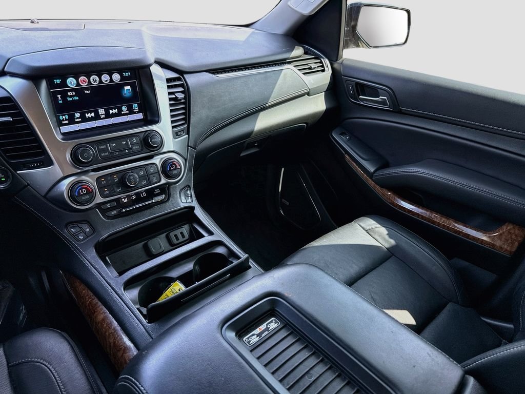 Used 2019 Black Chevrolet Premier image 25