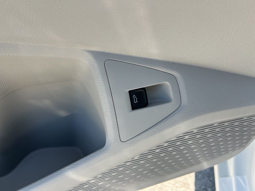 New 2026 White Volkswagen 1.5T SE image 20