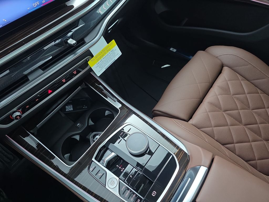 New 2026 Alpine White BMW xDrive40i image 25
