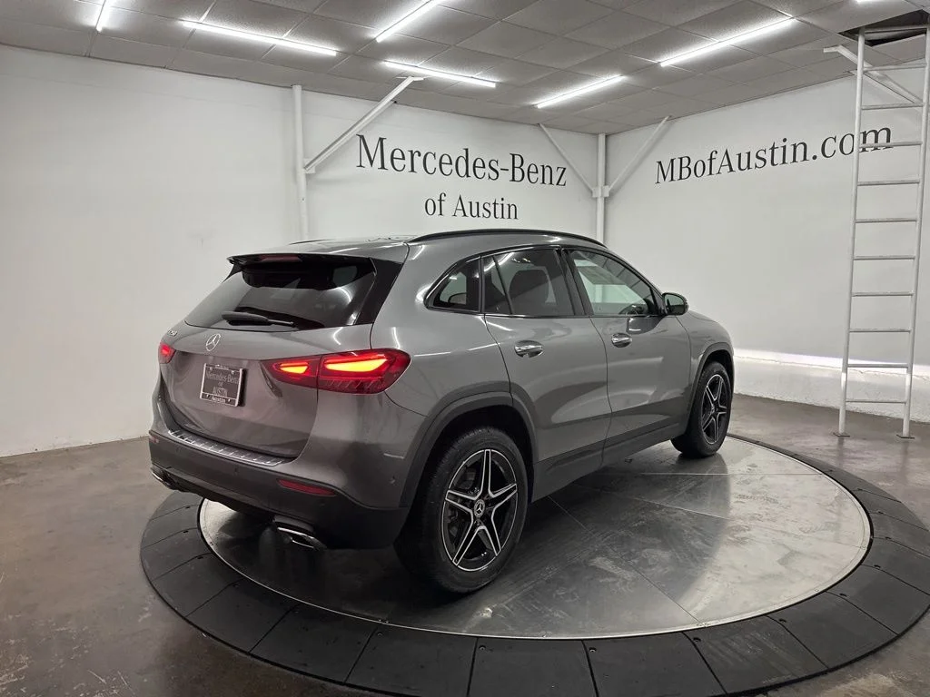 Used 2026 Gray Mercedes-Benz GLA 250 image 7