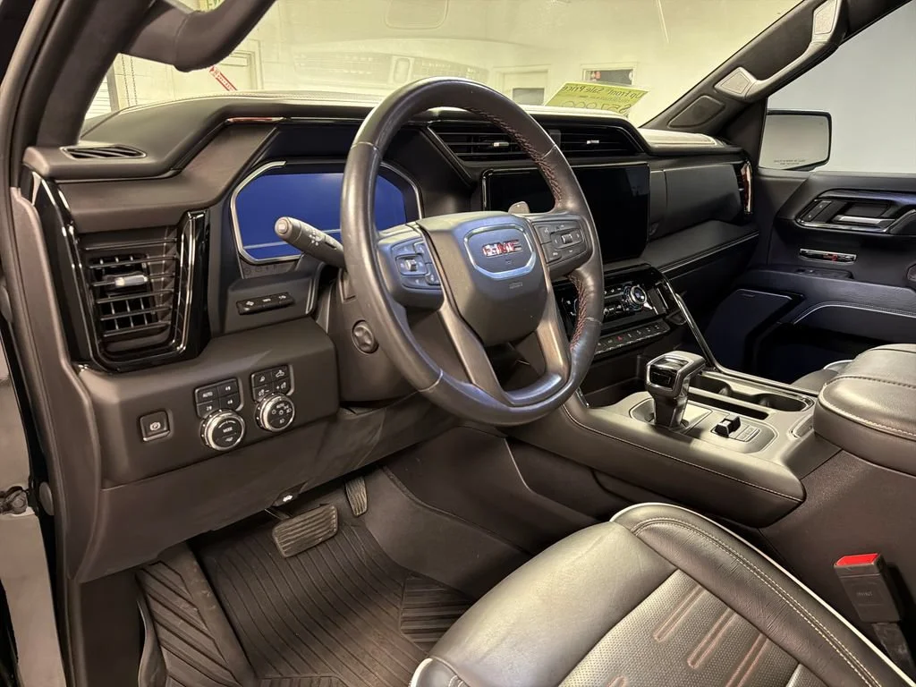 Used 2023 ONYX BLACK GMC AT4X image 27
