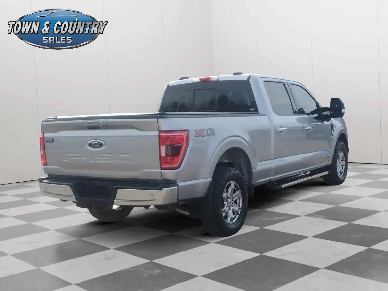 Used 2021 Iconic Silver Metallic Ford XLT image 7