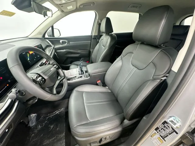 New 2026 Wolf Gray Kia S image 14