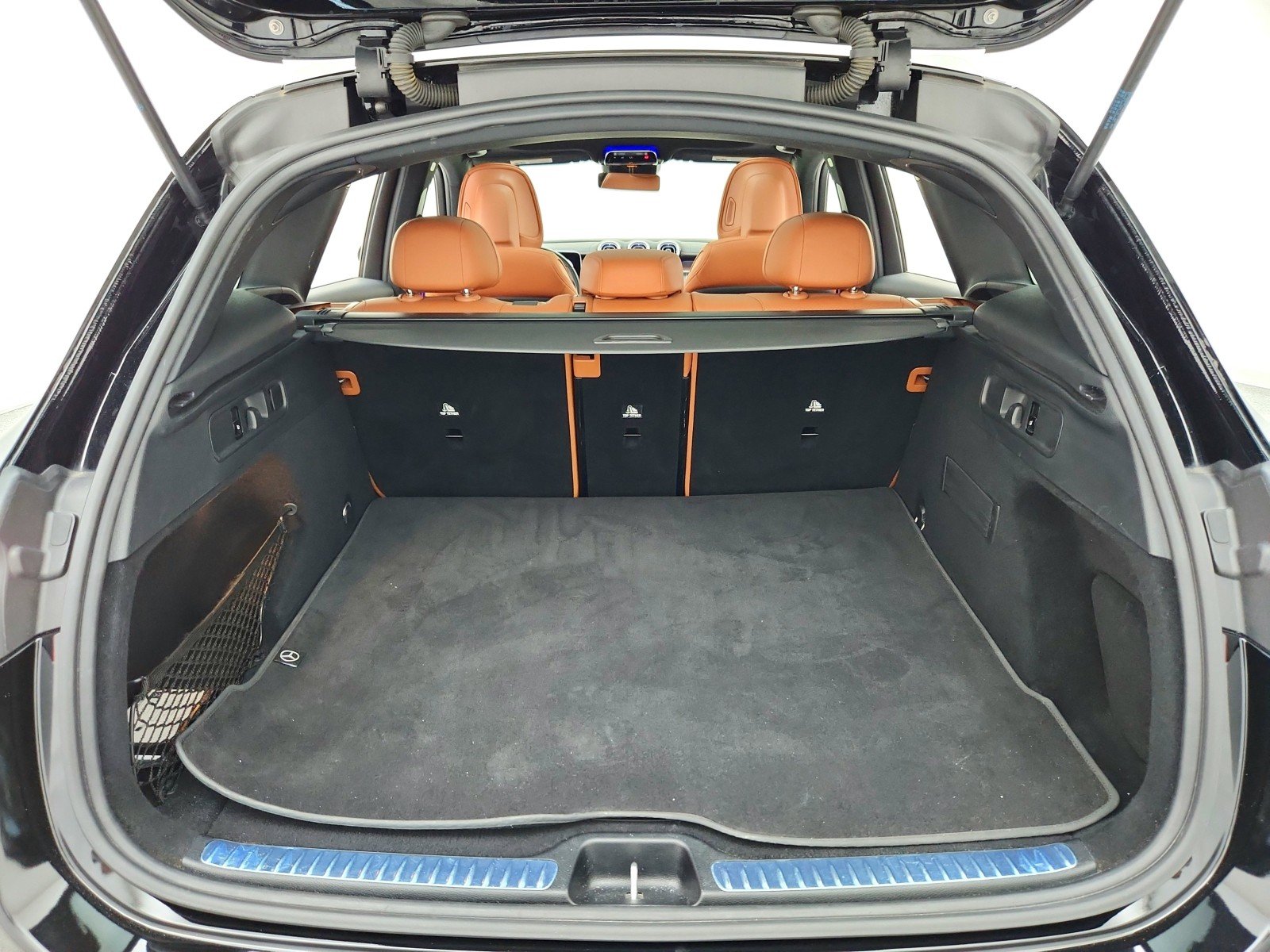 Certified Used 2023 Black Mercedes-Benz GLC 300 image 34
