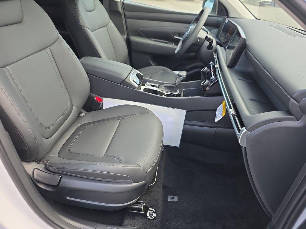 New 2026 White Pearl Hyundai SEL FWD image 33