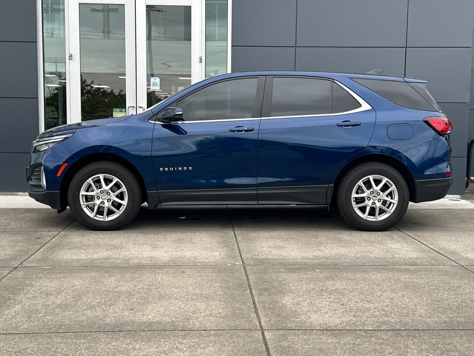 Used 2022 Blue Glow Metallic Chevrolet LT image 6