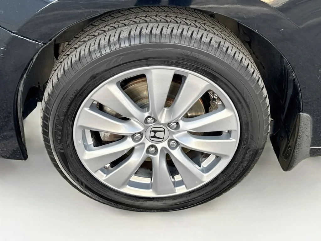 Used 2011 Black Honda EX image 37