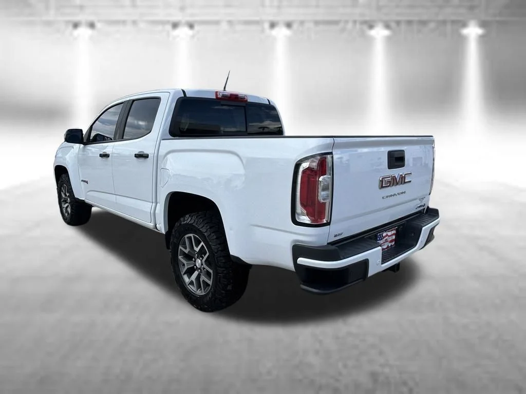 Used 2021 Summit White GMC AT4 w/Leather image 7