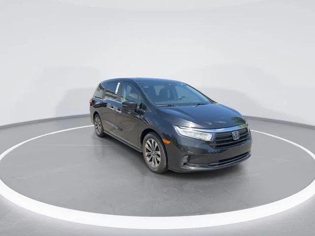 Used 2024  Honda EX-L image 2