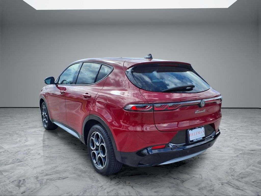 Used 2024 Red Alfa Romeo Ti image 5