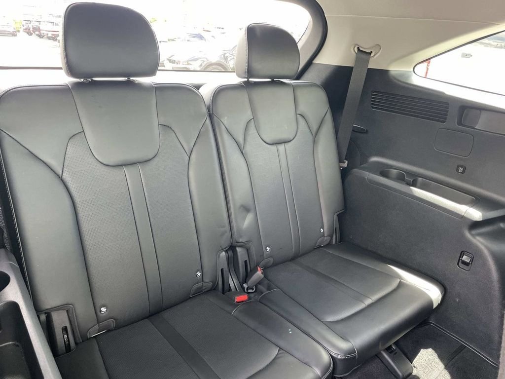 2025 Kia Sorento S - Photo 29