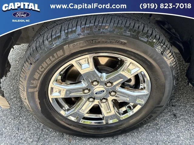 Used 2022 Silver Ford XLT image 13