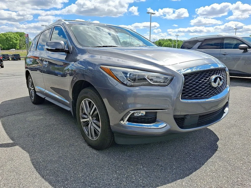 Used 2020 Gray INFINITI LUXE image 1