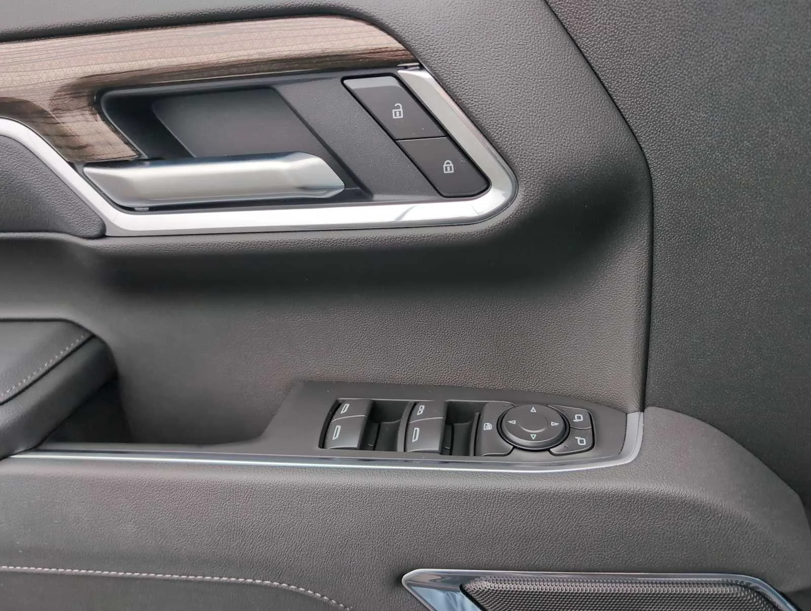 2026 Chevrolet Silverado 1500 LT Trail Boss - Photo 23