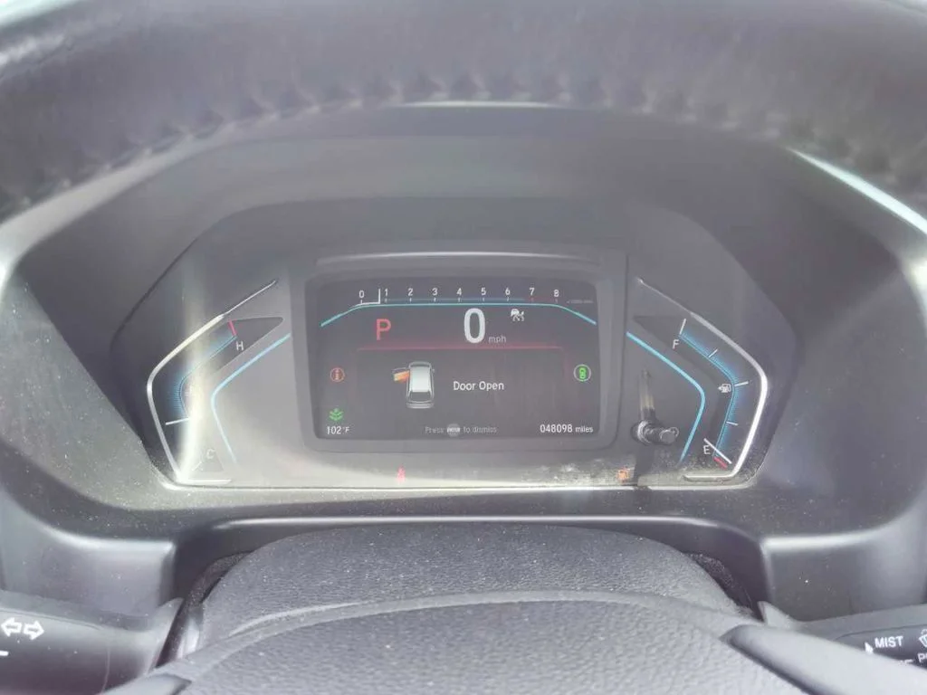 Used 2024  Honda EX-L image 3