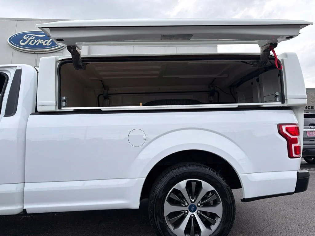 Used 2018 Oxford White Ford XL image 10