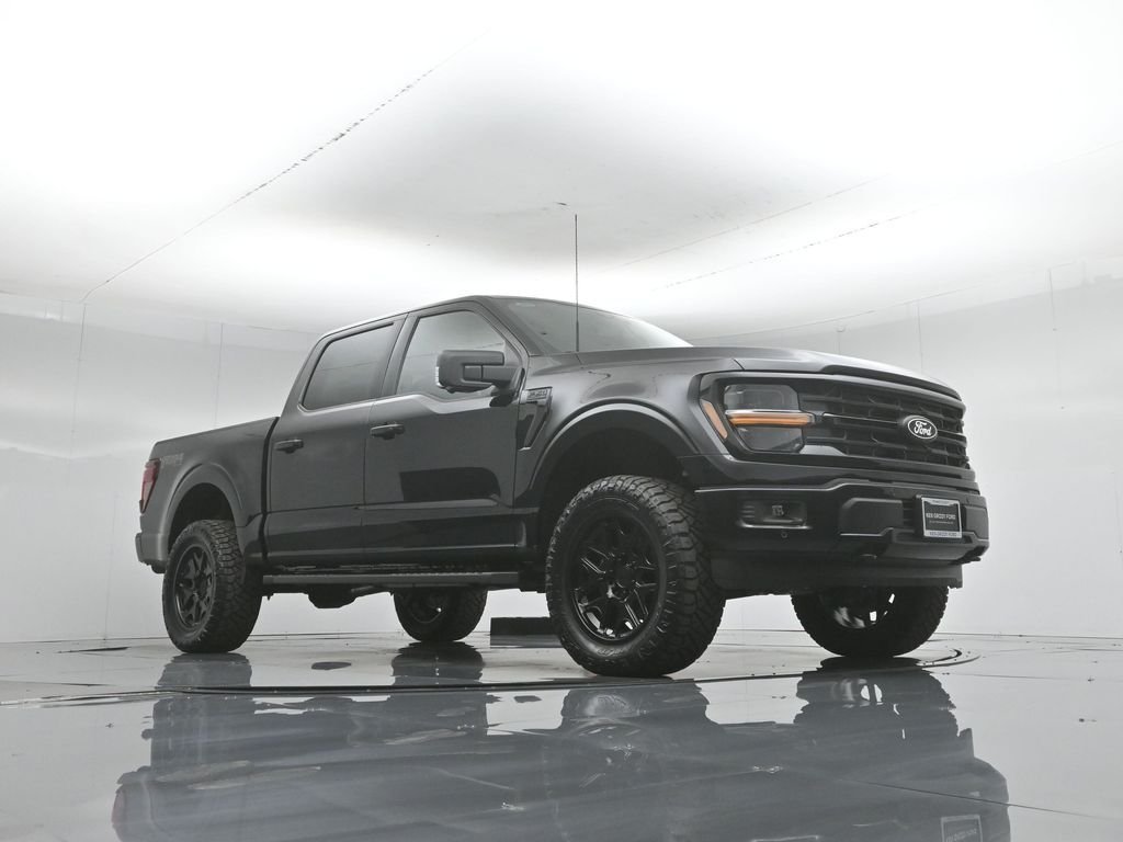 New 2026 Agate Black Metallic Ford XLT image 47