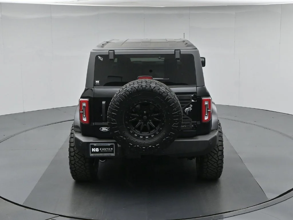 New 2026 Shadow Black Ford Outer Banks image 40