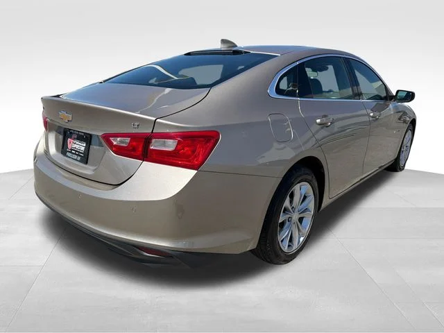 Used 2024 Gray Chevrolet LT image 7