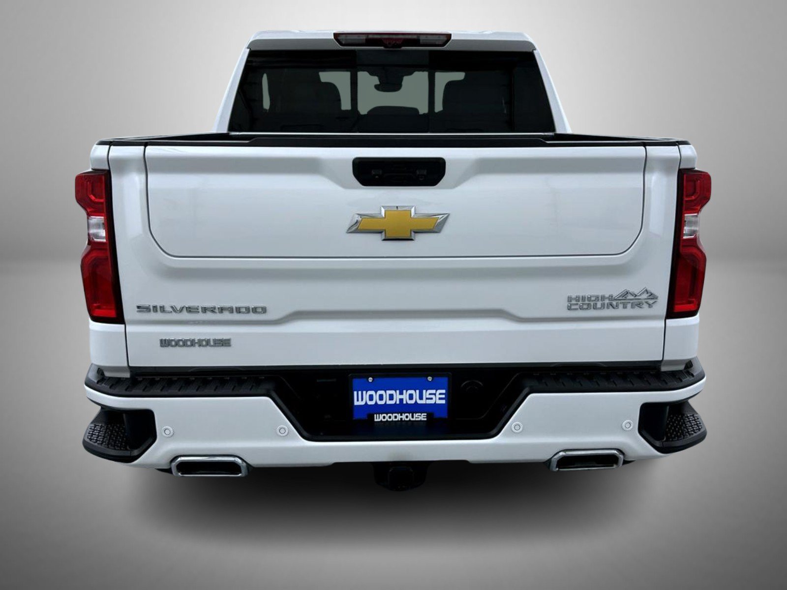 Used 2025 Beige Chevrolet High Country image 6