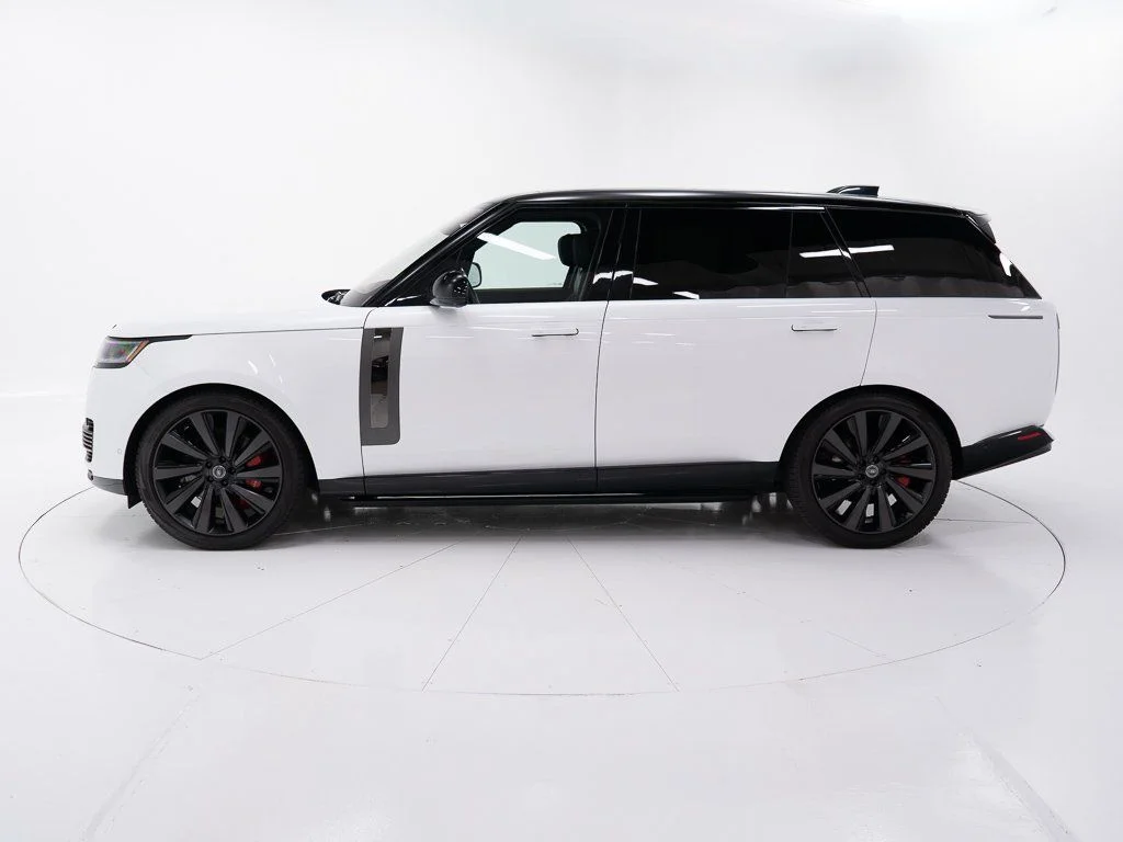 Used 2023 Ostuni Pearl White Land Rover SV LWB P530 image 2