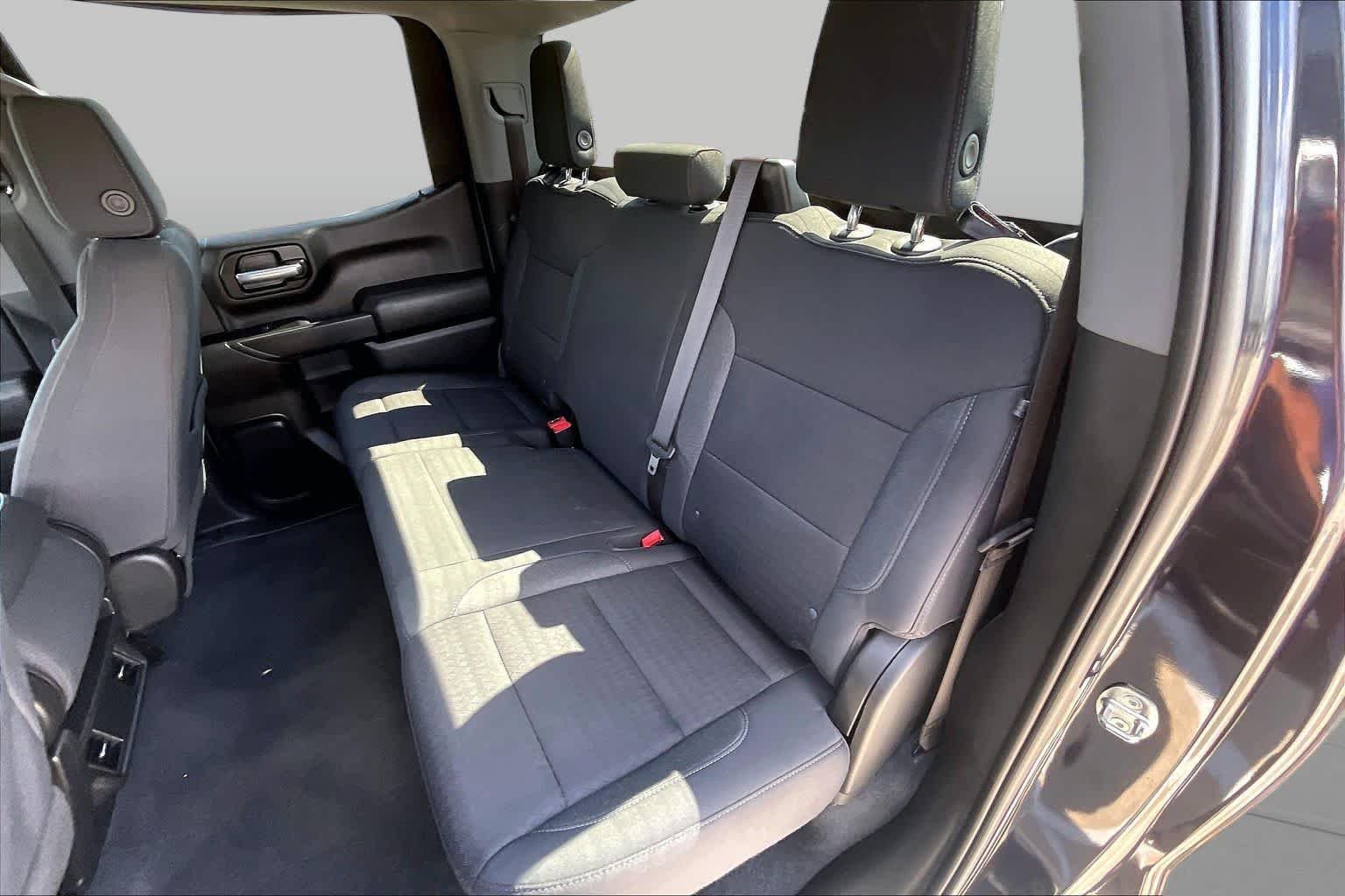 Used 2022 Dark Ash Metallic Chevrolet Custom image 20